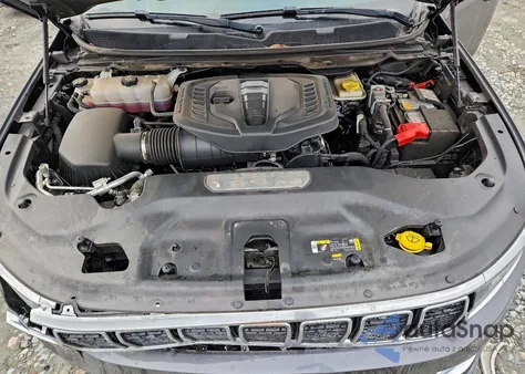 2024 Jeep Wagoneer L Series Iii z USA, uszkodzony, nr VIN 1C4SJSDP5RS168209